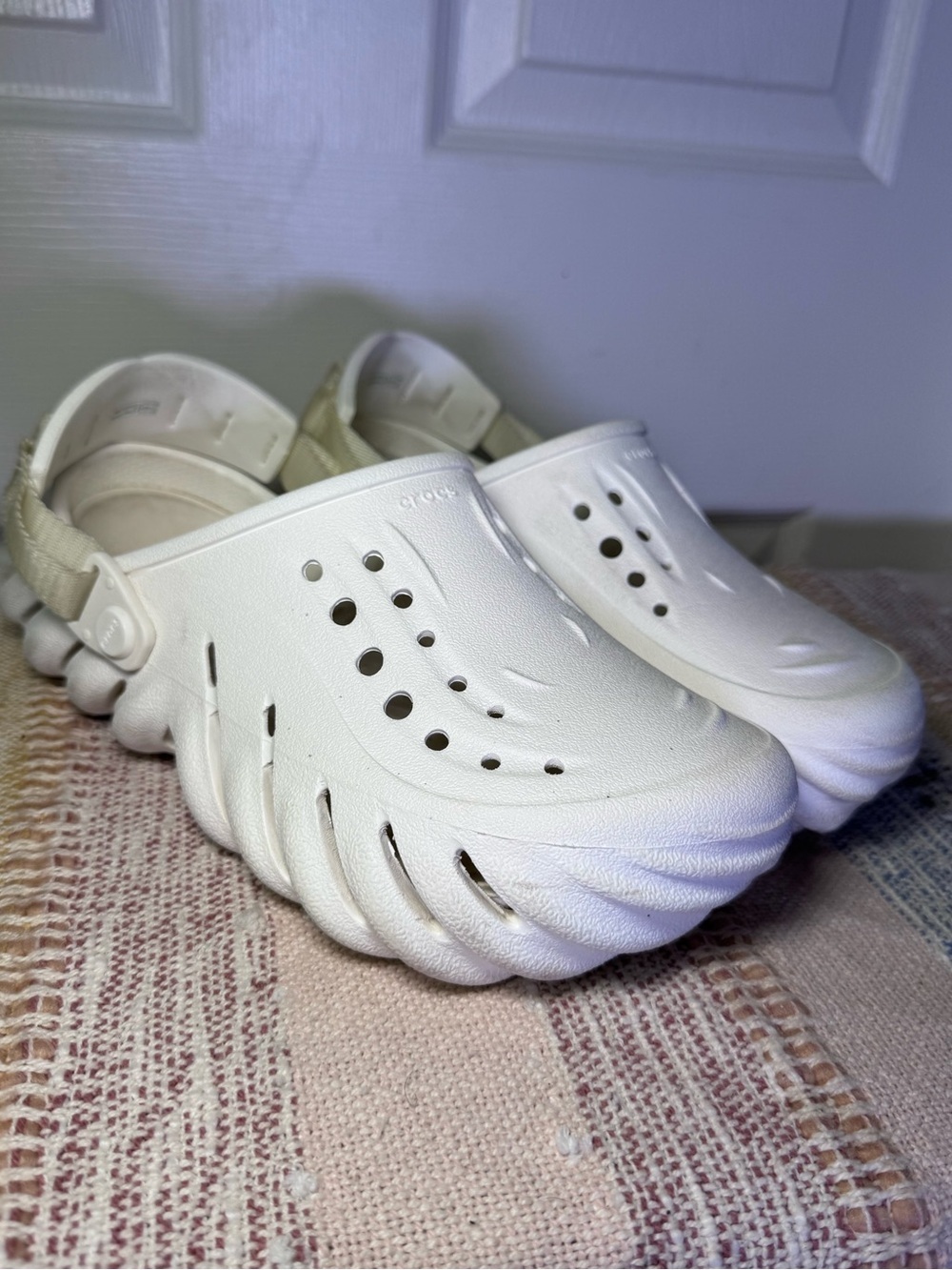 Crocs Echo Clogs
